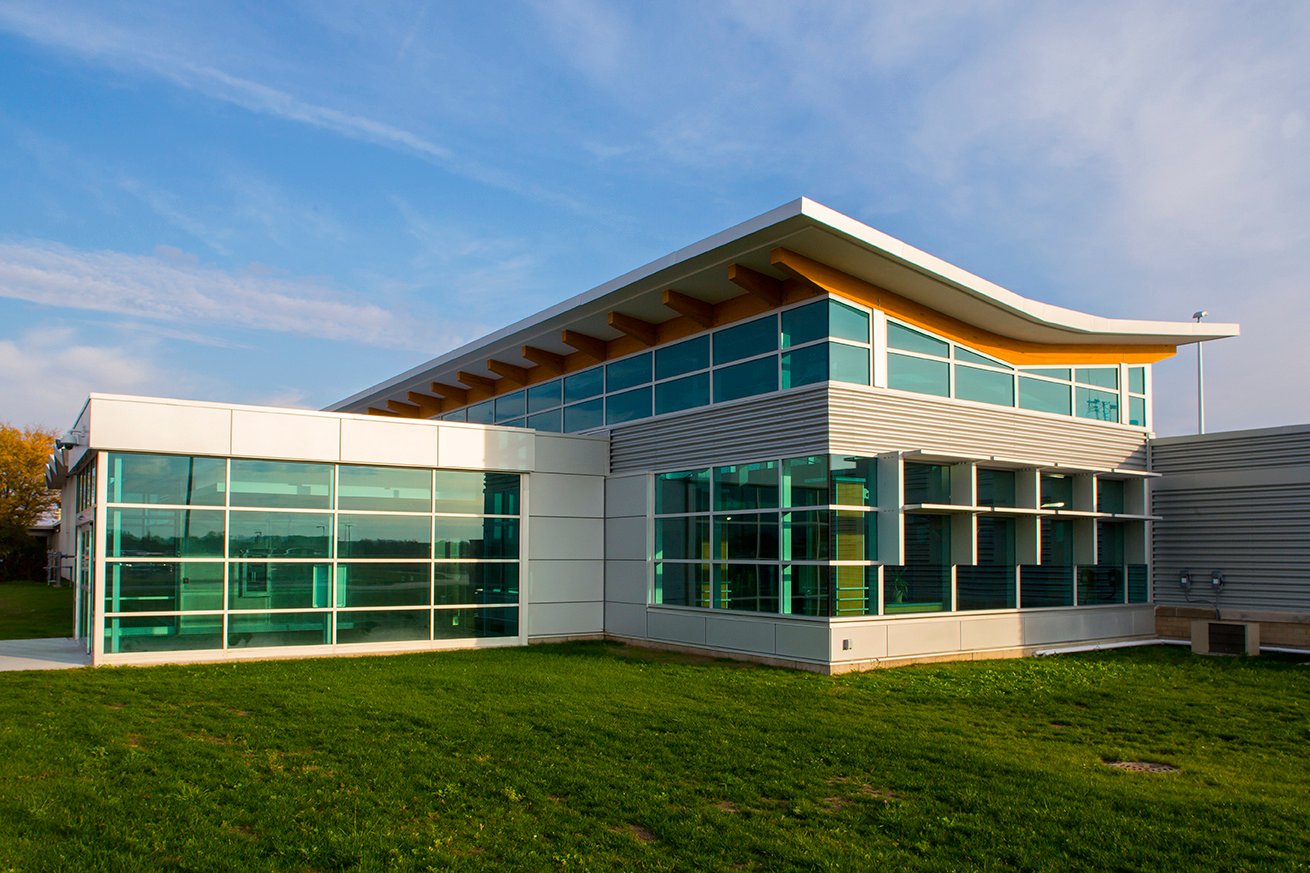 1034 Central Wisconsin Airport_rs